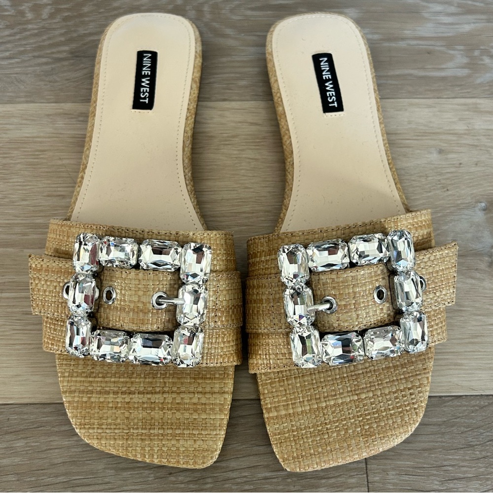 Nine West Raffia Slide Sandals w/ Crystal Buckle – Size 9